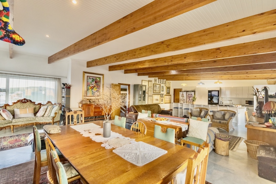 6 Bedroom Property for Sale in Yzerfontein Western Cape
